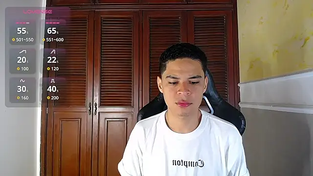 Snapshot of edy_play chatting on September 12, 3:17 am edy play online show from September 12, 3:17 am