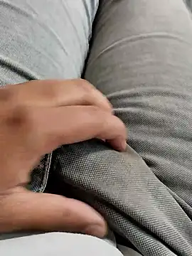 hunk28 6 online show from October 23, 6:39 am