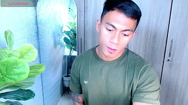 PinooyMilker online show from March 7, 3:54 pm