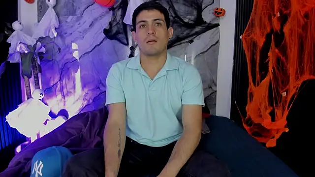 William Steel  online show from October 22, 4:05 am