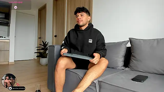 austin spears  online show from March 8, 8:13 pm