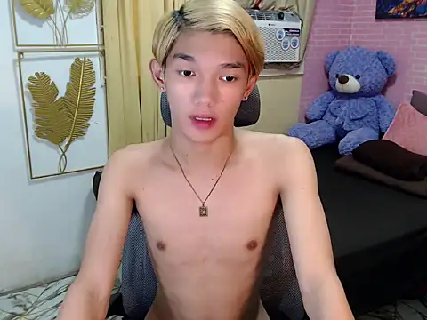 urasian john18 online show from May 9, 4:57 am