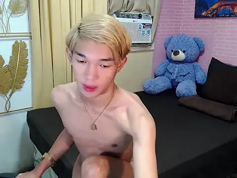 urasian john18 online show from April 26, 10:56 am