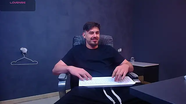 EnzoRace online show from February 3, 6:40 am