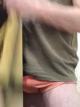 hotmen83 online show from April 13, 9:59 pm