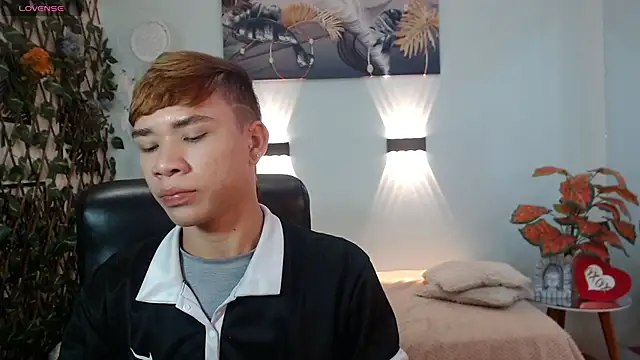 nathanclay online show from December 23, 3:26 am