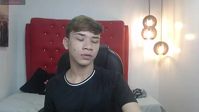 nathanclay online show from November 14, 4:26 am