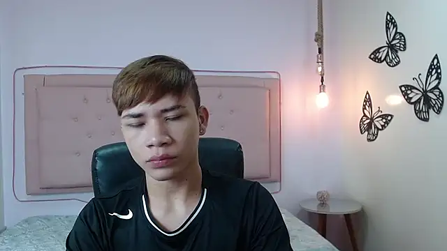 nathanclay online show from October 31, 12:30 pm