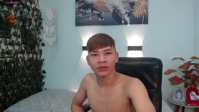 nathanclay online show from September 9, 1:43 pm