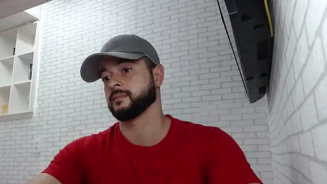 BombeiroHotx online show from April 12, 2:15 am