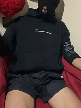 Yasar-Xxxl online show from February 14, 8:15 pm