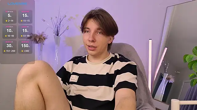 Snapshot of Robby_Manson chatting on October 25, 12:51 pm Robby Manson online show from October 25, 12:51 pm