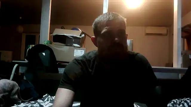 Snapshot of Bikerhot883hd chatting on September 11, 8:08 pm Bikerhot883hd online show from September 11, 8:08 pm