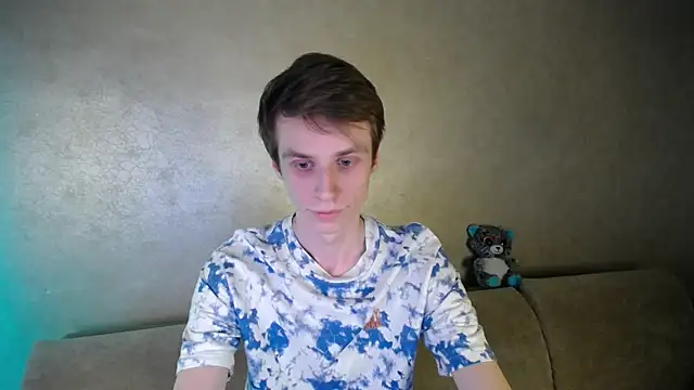 yes cute boy  online show from March 27, 6:20 pm