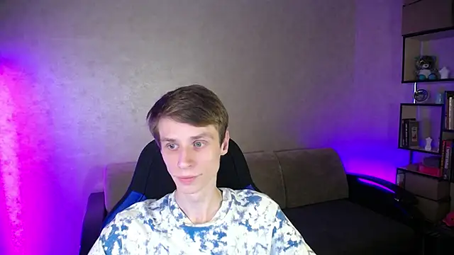 Snapshot of yes_cute_boy_ chatting on October 16, 8:50 pm yes cute boy online show from October 16, 8:50 pm