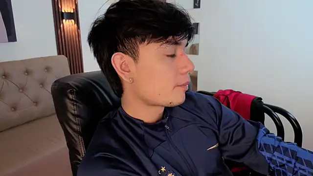 davoxer online show from April 22, 3:46 am