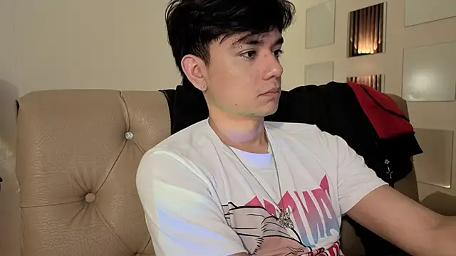 davoxer online show from April 24, 4:04 am