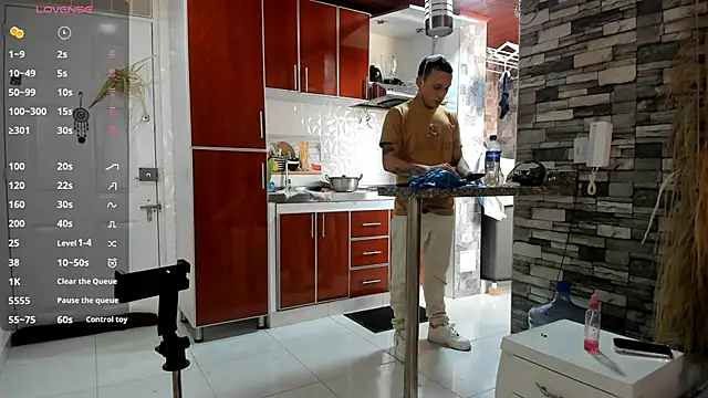 Masterblue hot online show from November 11, 8:14 pm