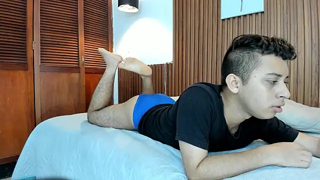 Snapshot of David_niet chatting on October 1, 5:28 pm David niet online show from October 1, 5:28 pm