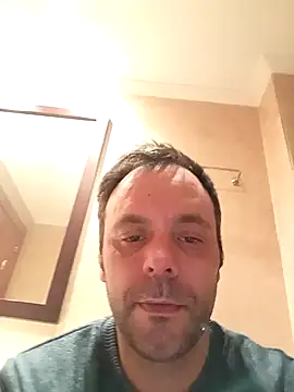 manchego85 online show from February 2, 9:01 pm