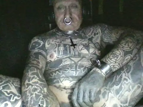 Snapshot of object857 chatting on October 14, 12:39 am object857 online show from October 14, 12:39 am