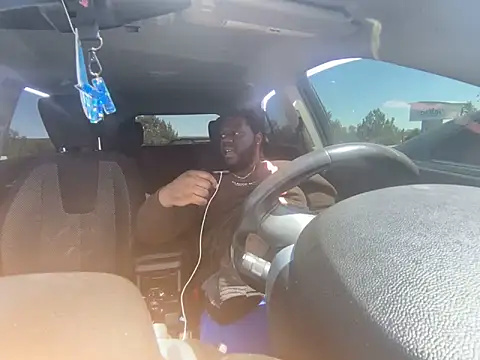 Deknkei online show from April 18, 7:04 pm