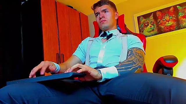 Snapshot of ALPHA_DOMINUS_ chatting on October 6, 12:26 am ALPHA DOMINUS online show from October 6, 12:26 am