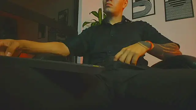 ALPHA DOMINUS  online show from June 10, 3:52 am