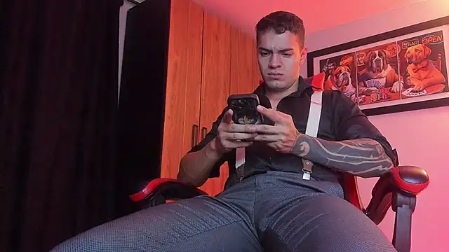 ALPHA DOMINUS  online show from February 1, 4:55 am