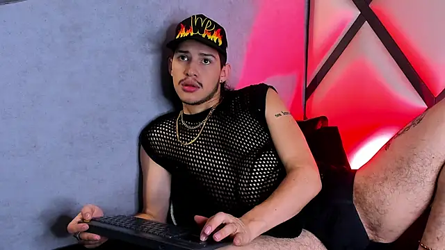 nathan-ferrara online show from September 19, 9:36 pm