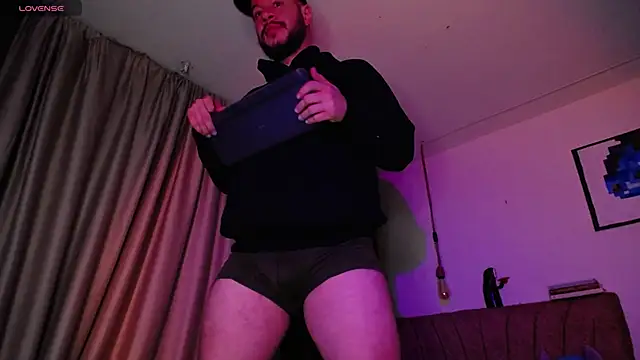 Chris ricci online show from September 13, 3:40 am