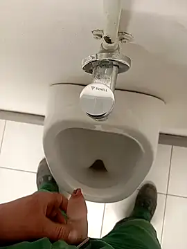 fickfreund019 online show from April 8, 4:24 am