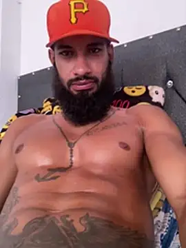 Damian Shakur online show from April 26, 2:25 pm