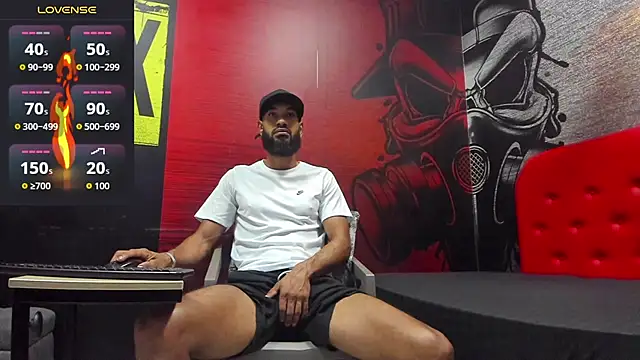 Snapshot of Damian_Shakur chatting on October 16, 11:18 am Damian Shakur online show from October 16, 11:18 am