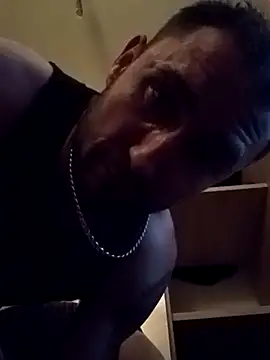JarekJarek93 online show from May 15, 3:26 am