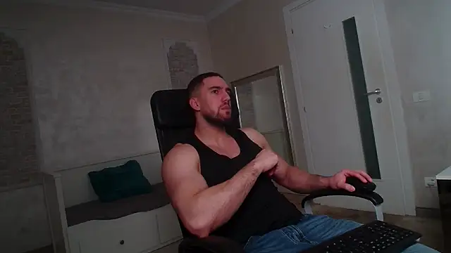 IvanHydee online show from December 18, 6:09 am