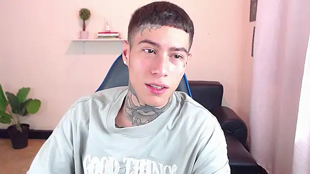 setthomas online show from December 1, 3:04 pm