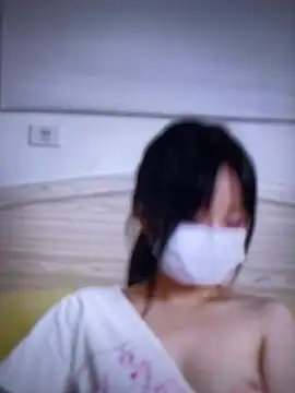 dung17486 online show from April 1, 3:42 pm