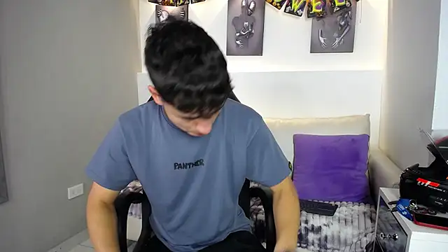 AdrianRinaldi online show from October 15, 10:28 pm