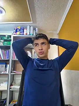 AdrianRinaldi online show from May 15, 2:14 pm