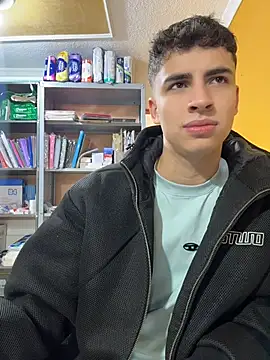 AdrianRinaldi online show from May 22, 2:11 pm