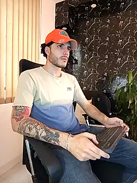 Rafael Mendezz online show from February 11, 8:36 pm