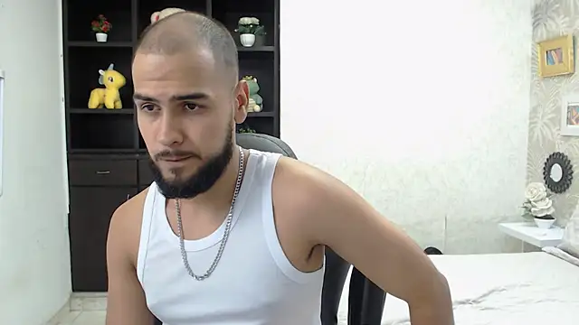 Snapshot of Marcus_Soler chatting on October 4, 5:29 pm Marcus Soler online show from October 4, 5:29 pm
