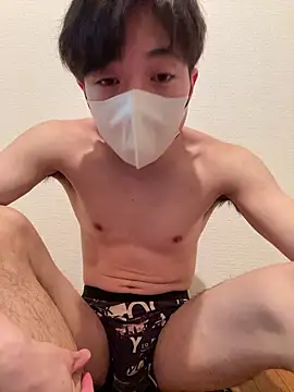 Yuma0718 online show from March 25, 1:26 pm