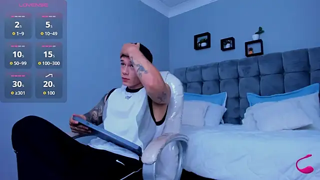 Thomas moon online show from November 21, 2:05 pm