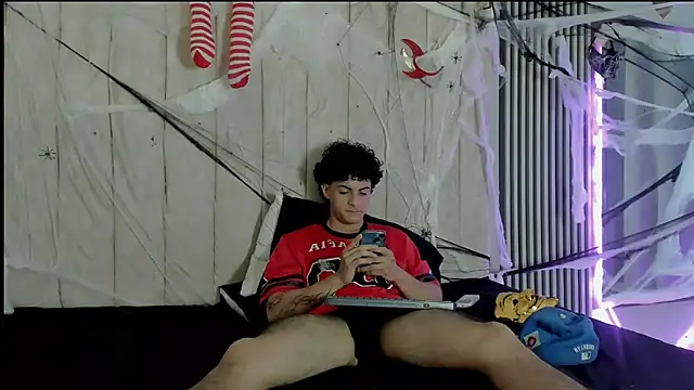 mikey banji online show from October 27, 1:02 pm