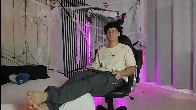 mikey banji online show from October 30, 12:50 pm