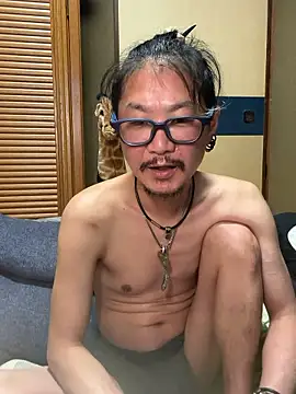 uta002418 online show from June 19, 3:39 pm