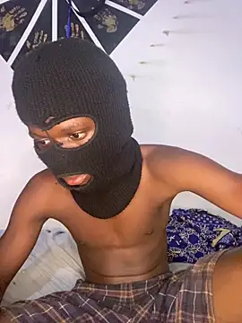 Jaydemasked online show from April 30, 9:49 am