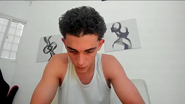 Snapshot of nathan_shimmer chatting on October 12, 9:20 pm nathan shimmer online show from October 12, 9:20 pm